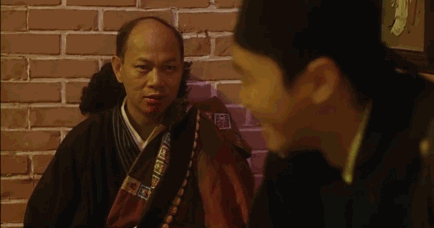 搞笑的丧尸片电影（推荐几部丧尸片中的爆笑喜剧）(1)