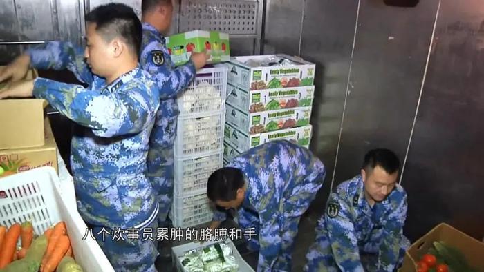 比电影还燃！中国海军为你揭秘潍坊舰里的故事…