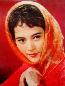 ​曾是长春电影制片厂厂花，出道46年无绯闻，64岁依然气质优雅