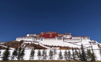 ​4月份三亚旅游必备物品清单10月三亚旅游必备物品清单