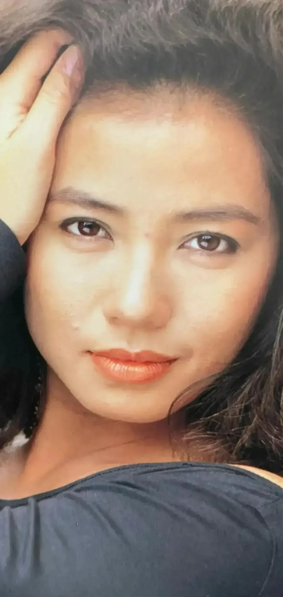 盘点“红姑”钟楚红高清写真合集分享，性感女神太漂亮了