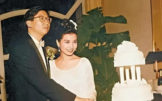 盘点“红姑”钟楚红高清写真合集分享，性感女神太漂亮了