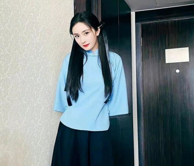 杨幂新剧《没有我的城》备案公示 男主张译变成了秦昊 