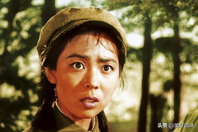 怀旧老电影《英雄儿女》（电影英雄儿女幕后故事）(42)