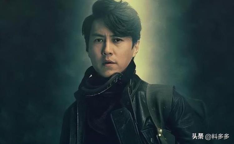 靳东拍完鬼吹灯精绝古城怎么不拍了「靳东为什么不拍鬼吹灯了靳东精绝古城受伤了是怎么回事」