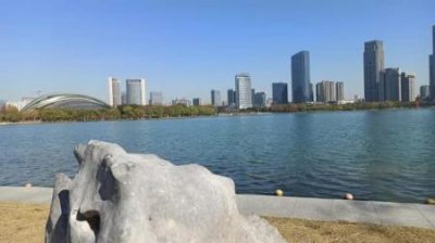 ​深圳阳朔自驾游攻略路线？沿途有哪些必玩景点和特色美食推荐？