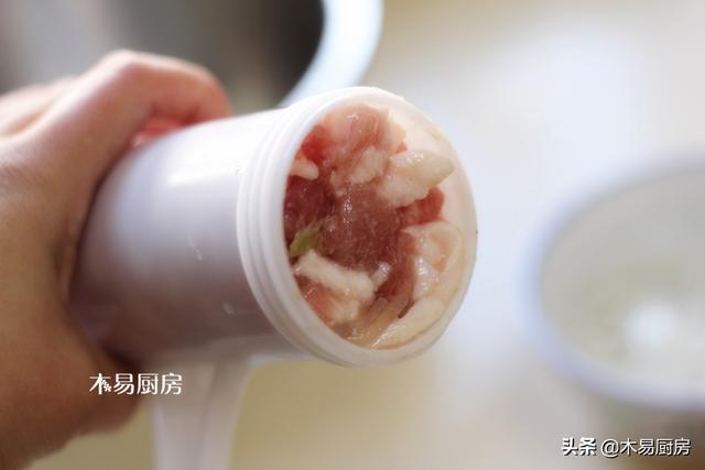 正宗腊肠的做法和配方(手工腊肠的做法步骤全在这了)(8)