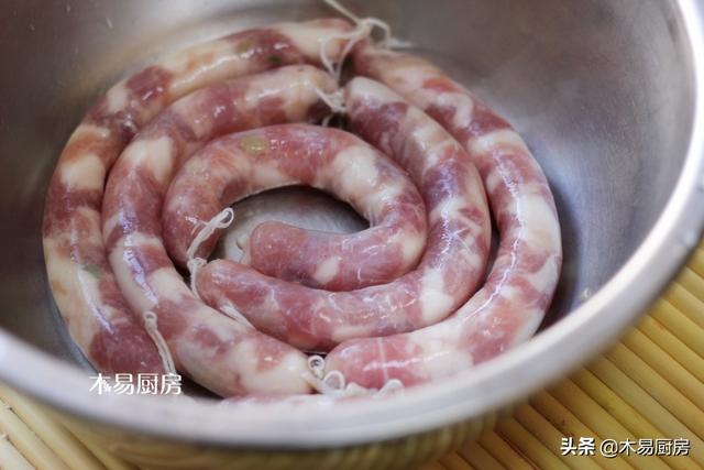 正宗腊肠的做法和配方(手工腊肠的做法步骤全在这了)(11)