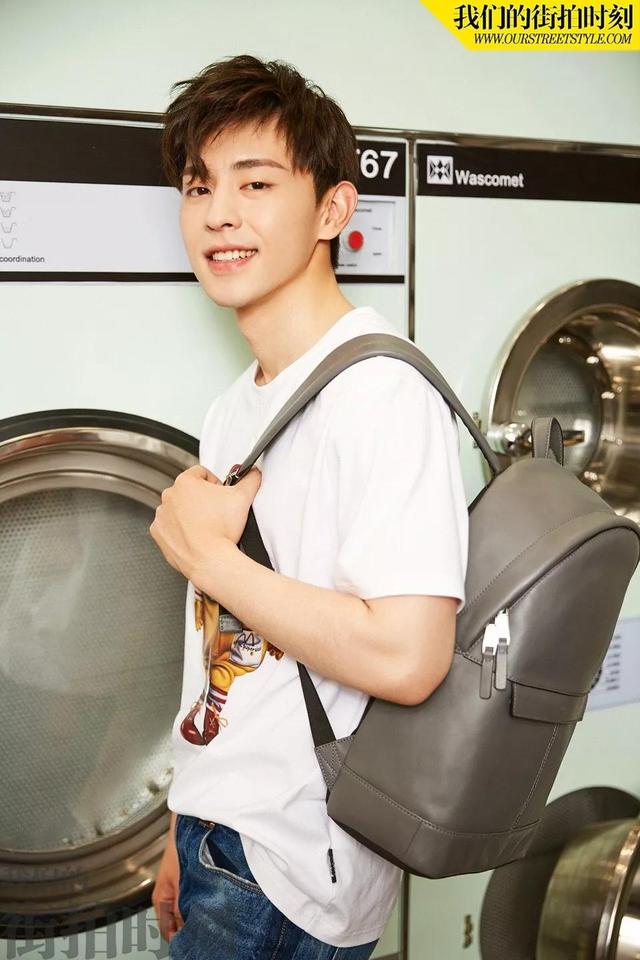 最帅富二代李现（娱乐圈十大美男图鉴）(23)