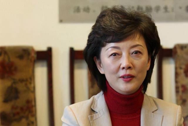 朱广权和8位手语老师(直播25年从不说话)(7)