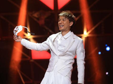 《我是歌手》李克勤翻唱天王的歌,惟独没有他,对于以往的不满