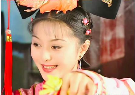 还珠格格第一部赵薇扎紫薇（还珠格格原定的主演）(16)