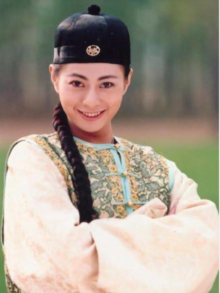 还珠格格第一部赵薇扎紫薇（还珠格格原定的主演）(20)