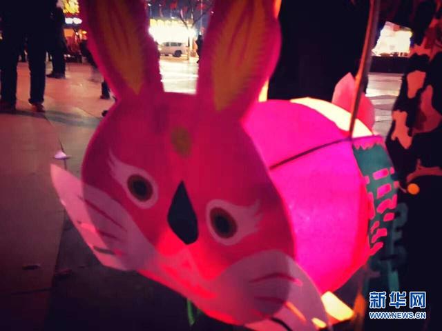 正月15闹花灯的习俗（正月十五闹花灯）(15)