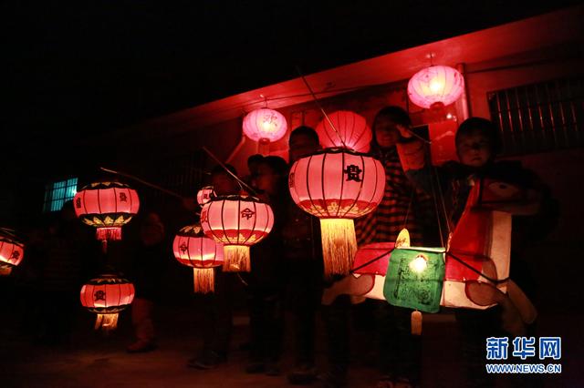 正月15闹花灯的习俗（正月十五闹花灯）(7)