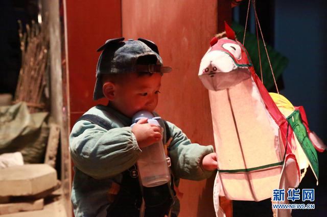 正月15闹花灯的习俗（正月十五闹花灯）(5)