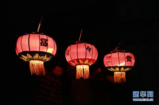 正月15闹花灯的习俗（正月十五闹花灯）(11)