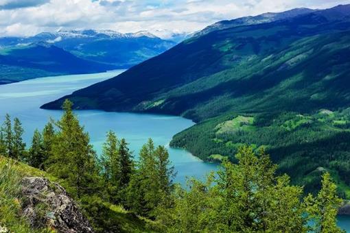 维吾尔族是怎样形成的?