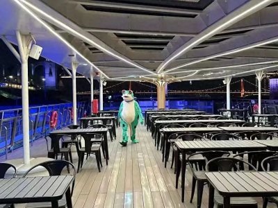 ​逛灯会赏花灯、蹦迪跨年……武汉跨年仪式满满新鲜感