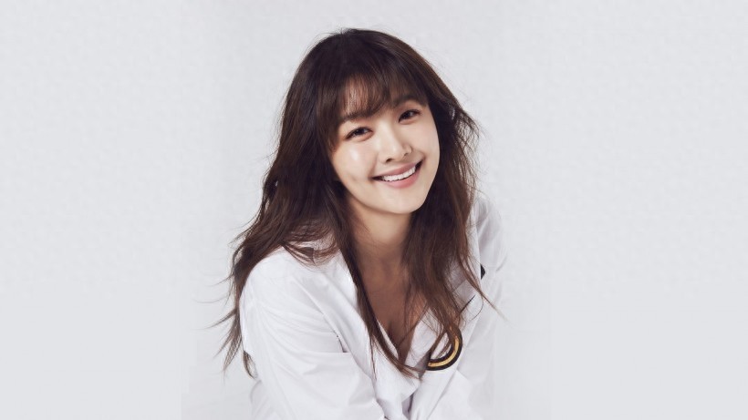 韩国美女明星金彬雨