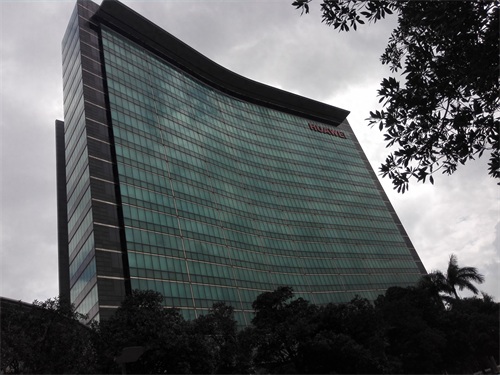 华为深圳总部场地实拍——果然大公司，够气派！