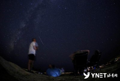 ​欧洲多国观测到英仙座流星雨划过夜空