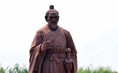 ​毛遂自荐：勇担重任，展露才华