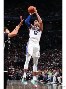 ​托比亚斯哈里斯下份合同能签多少？