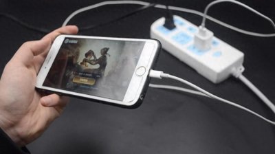 ​手机一边充电一边玩是否会伤电池？答案并非绝对。