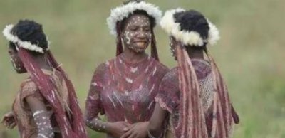 ​女性部落的惊人秘密：无男士的奇迹世界，她们的神秘目标是什么？