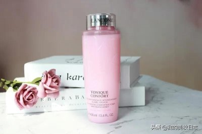 ​粉水的正确使用方法是什么？轻松get松日另类护肤新体验