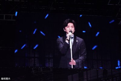 ​《传奇》的原唱原来不是王菲，而是被称为音乐诗人的他，超好听