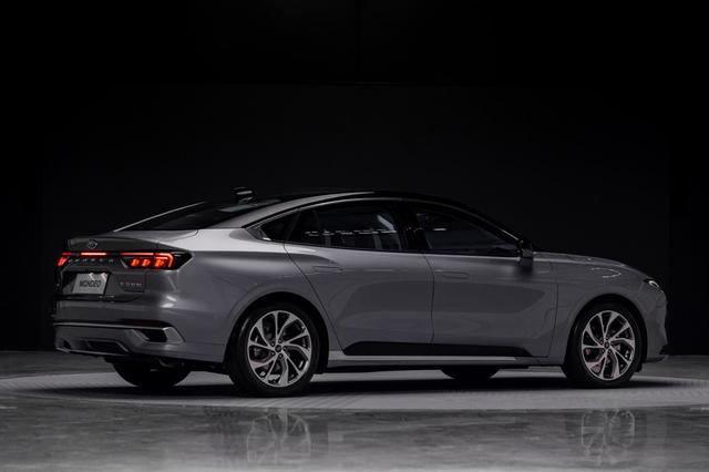 全新一代福特蒙迪欧优点与缺点（自降身价换市场）(7)