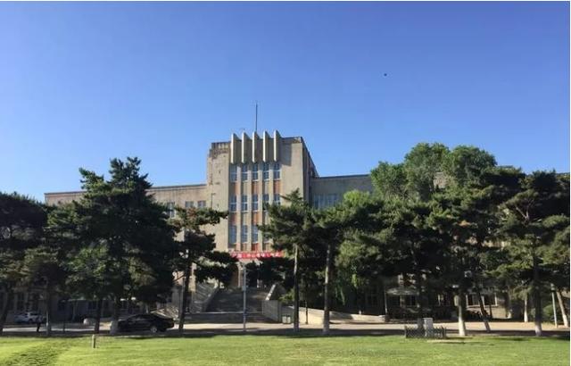 最低分数线是多少才能进入985大学(985也可以捡漏录取分最低)(6)