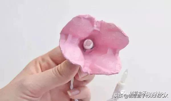 整个鸡蛋托手工制作（16种鸡蛋托手工制作方法教程）(13)