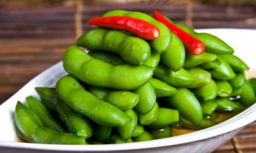 毛豆煮多久好吃又嫩绿,煮毛豆需要煮多长时间能熟图2