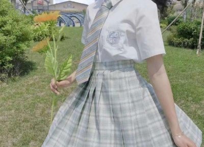 ​暗恋是一场盛大的孤独(暗恋的一个人是孤独的)