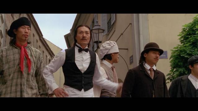 成龙环游地球80天(成龙投资过亿美元电影环游地球八十天客串明星众多却票房惨败)(12)