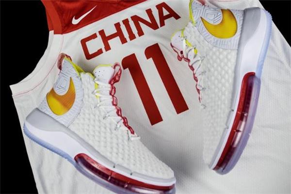 nike alphadunk开箱测评 耐克alphadunk配置怎么样