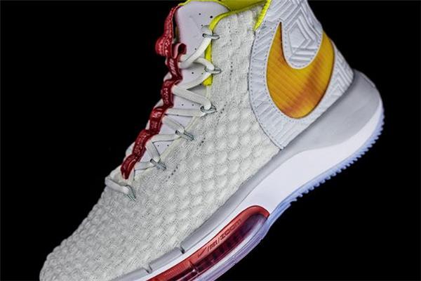 nike alphadunk开箱测评 耐克alphadunk配置怎么样