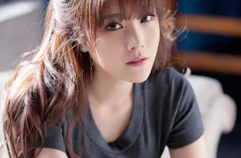 怎么幽默的问女生在干嘛