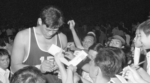 穆铁柱身高  穆铁柱的体重-第1张图片-