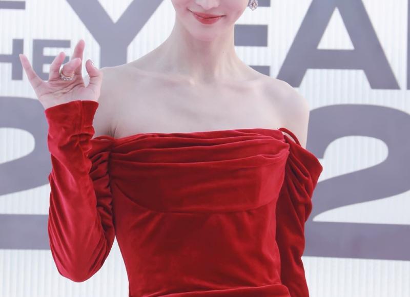 异地恋见面多疯狂(异地恋情侣见面有多疯狂) 异地恋见面多疯狂(异地恋情侣见面有多疯狂)