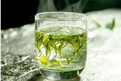 ​绿茶可以天天喝吗 绿茶一天喝多少合适