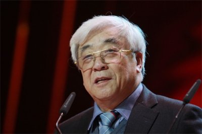 ​抗癌25年三闯生死关，作家苏叔阳生前创造“苏氏读本体”