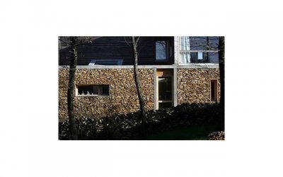 ​婆婆要求儿媳全额上交工资被拒，儿媳：我可不是那么好欺负的