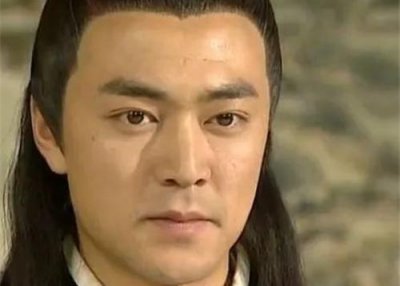 ​清朝贝勒跟一品官哪个大（贝勒相当于现在什么级别）