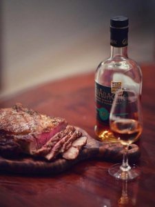 白葡萄酒牛扒好吃吗(牛排用白葡萄酒腌制可以吗)