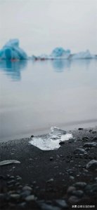 壁纸分享，一组养眼的高清手机壁纸