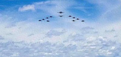 ​中美舰队对峙：中国海军强硬举措震撼世界！